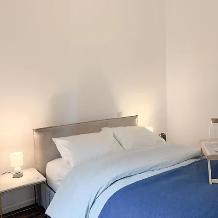 Апартаменты Divini Arco Della Pace Милан