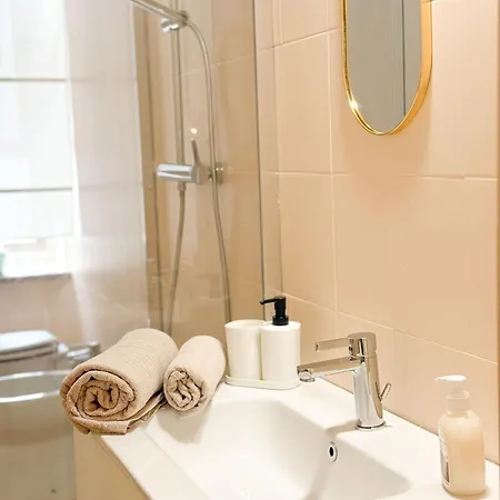 Апартаменты Divini Arco Della Pace Милан